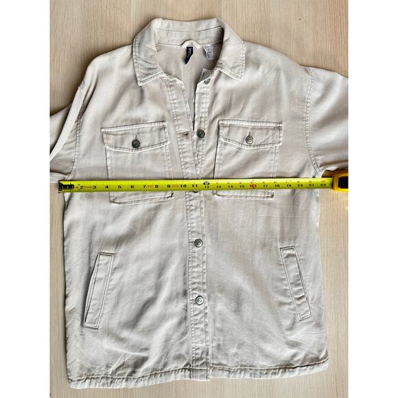 Beige H&M Khaki Button Down Shirt - Size XS - NWT - Picture 7 of 9